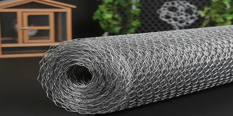 نمایی از توری مرغی